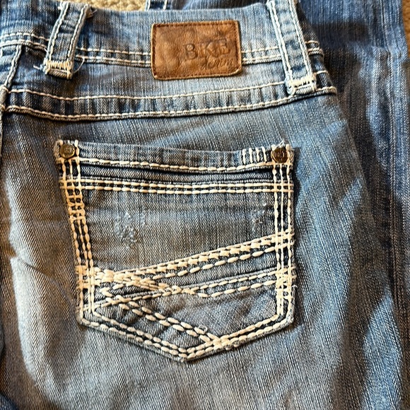 BKE Culture Crop Capri size 29 EUC!! Very Cute - Picture 2 of 6